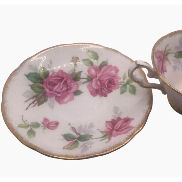 Vintage Royal Stafford Berkeley Rose Bouquet Teacup and Saucer. Fine Bone China - Picture 6 of 11